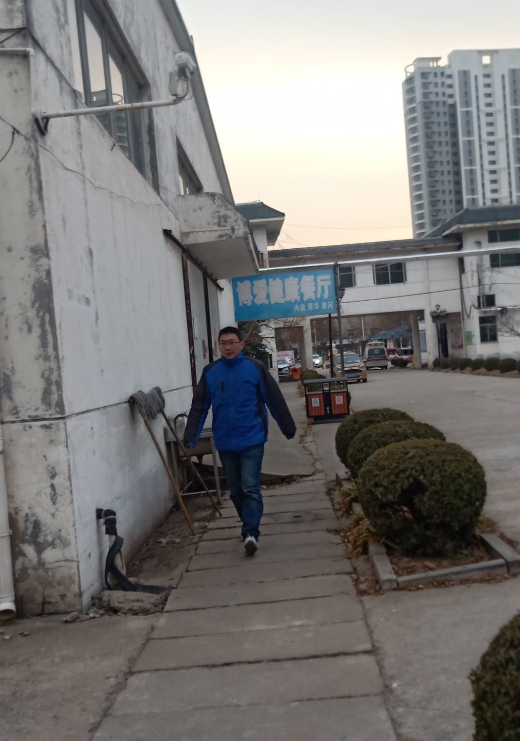 菏澤市冠一裝飾材料有限公司年產10萬箱環保仿木框條項目調試菏澤博愛手外顯微骨科醫院項目 環保設施竣工及調試公示 菏澤博愛手外顯微骨科醫院項目 環保設施竣工及調試公示
